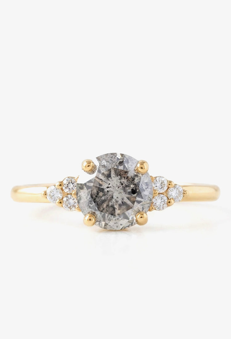 Inel de logodnă Simply Yours cu diamant salt and pepper 0,9 ct și diamante laterale în aur 14k, MOOGU®