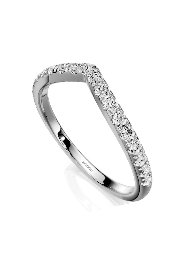 Gold Round Brilliant Lab Grown Wedding Bands