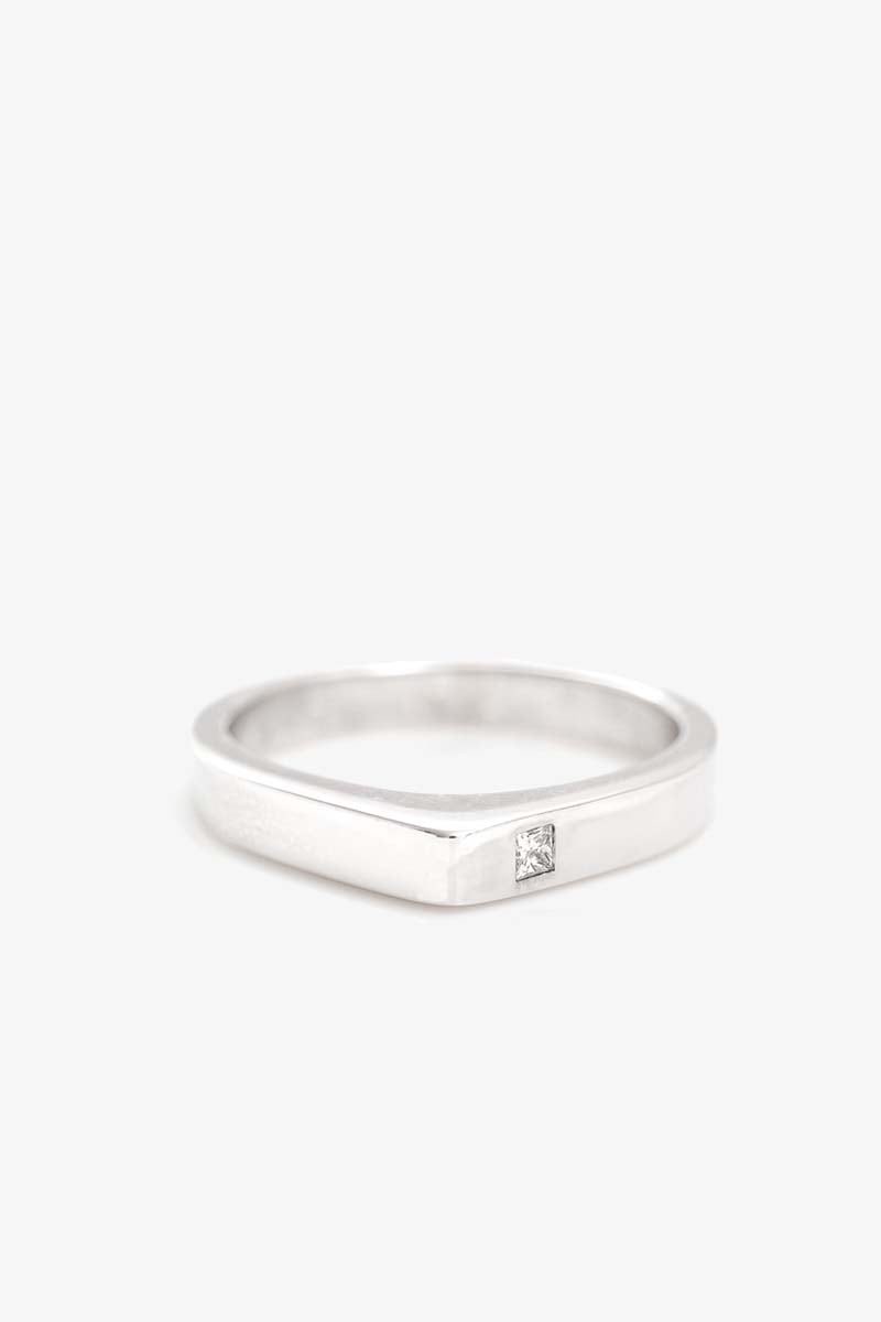 Line V engagement ring