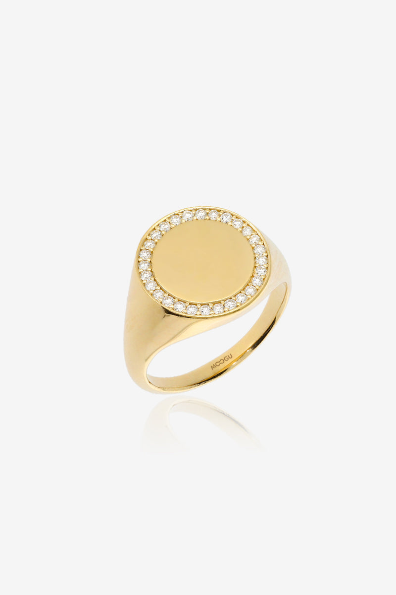 Diamonds Round Signet Ring