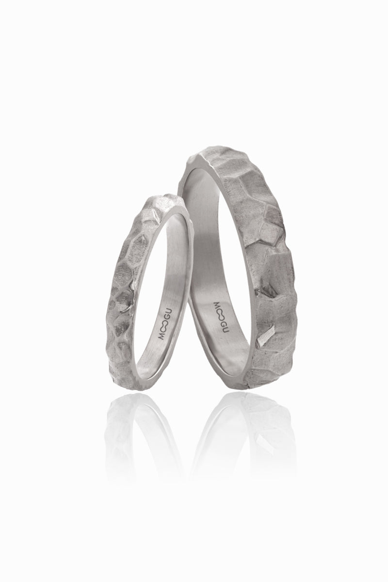 Amanti Wedding Rings