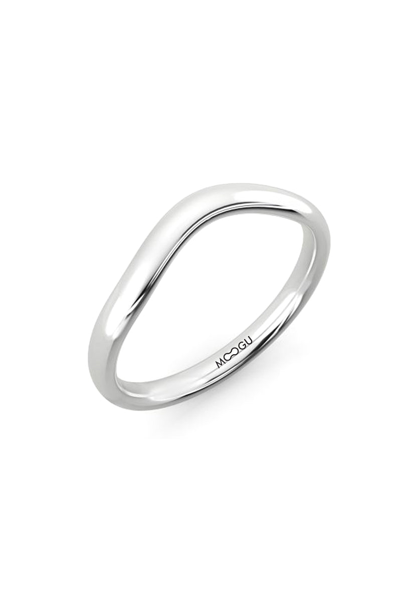 Soft Shape Gold Ring
