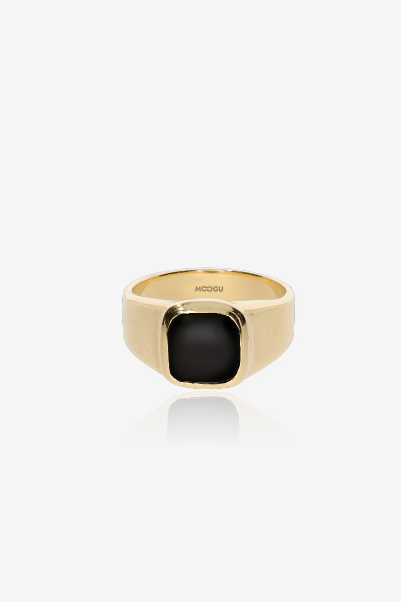 Onix Signet Ring