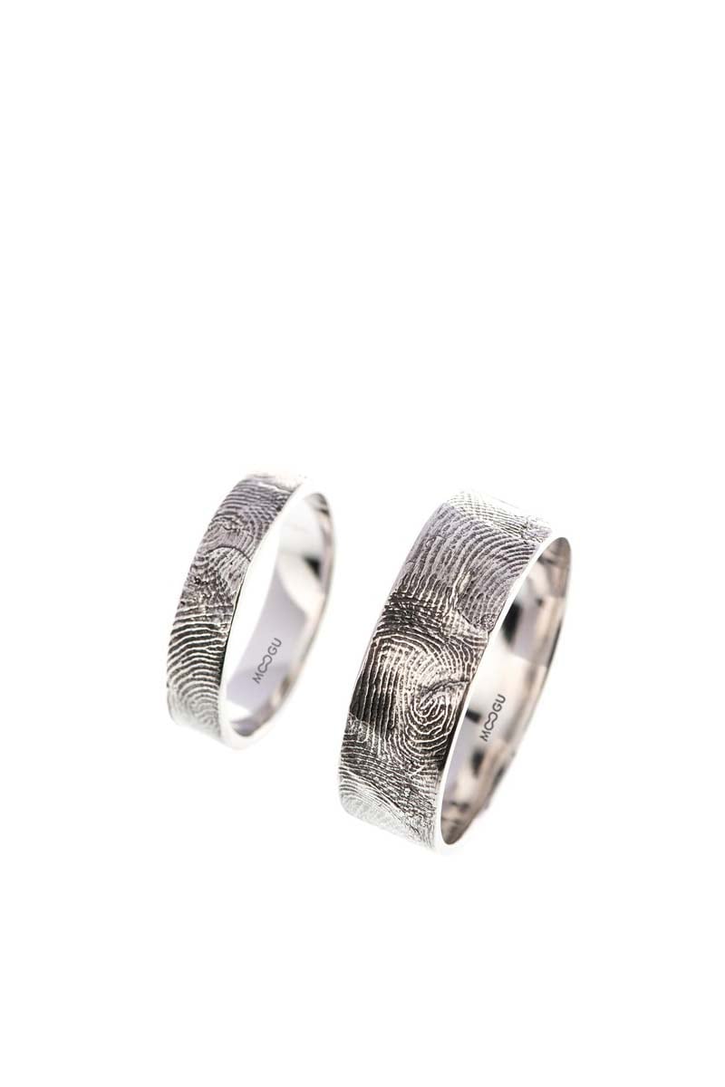 Finger Print Sculpt Wedding Bands