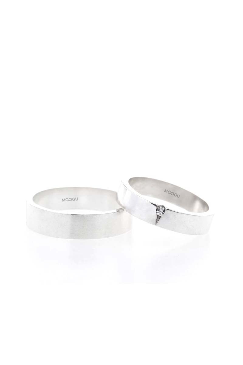 Amour Wedding Bands